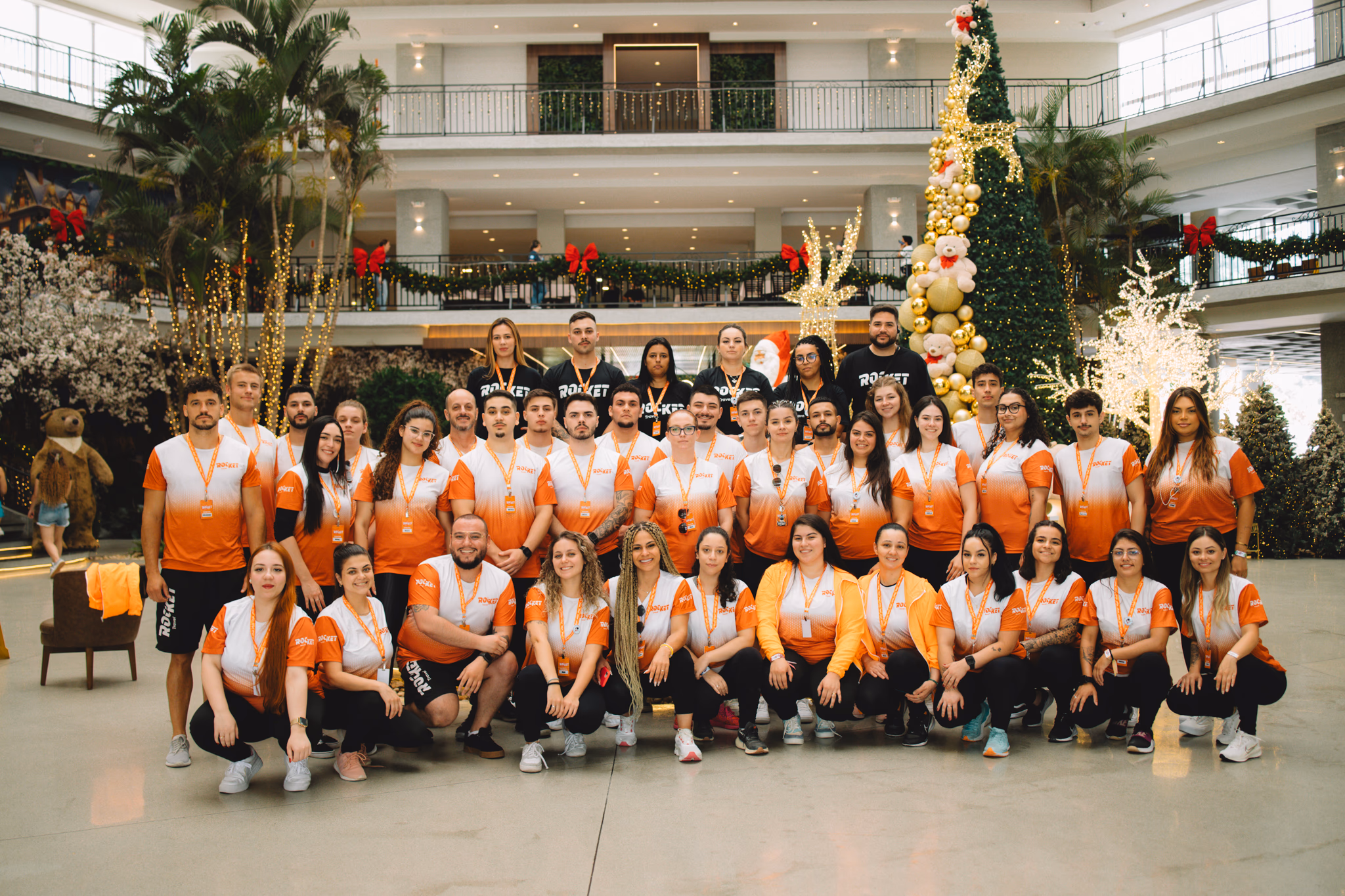 Equipe Rocket Travel reunida